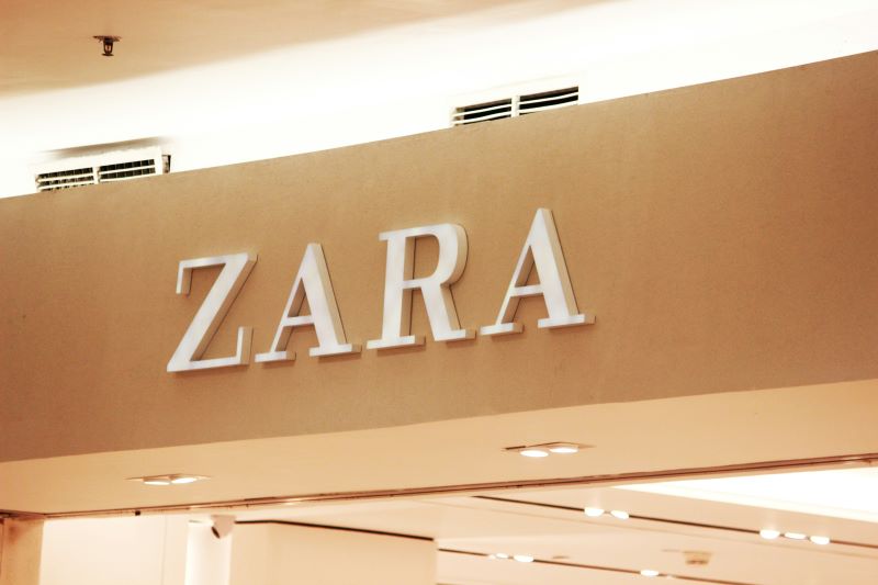 Sistem de coduri de bare Zara.jpg